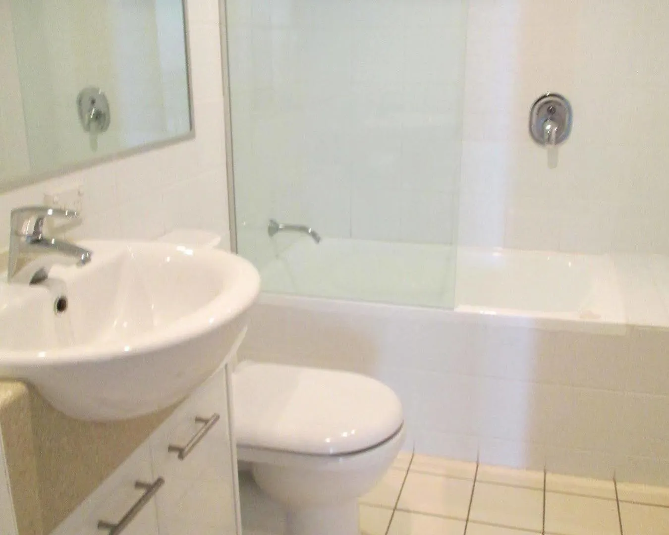 Tingeera Beachfront Apartments Hervey Bay