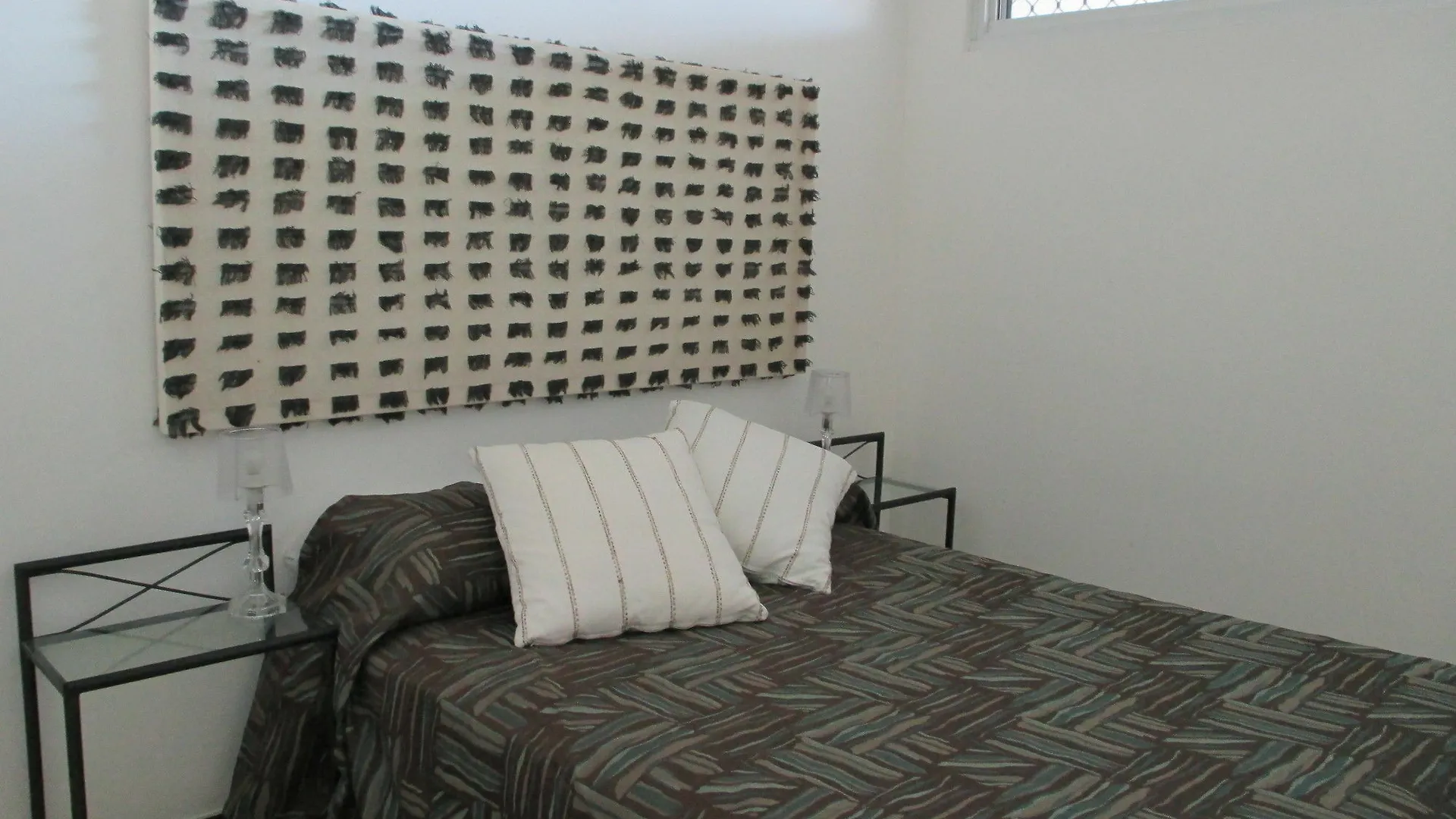 Tingeera Beachfront Apartments Hervey Bay 0*,